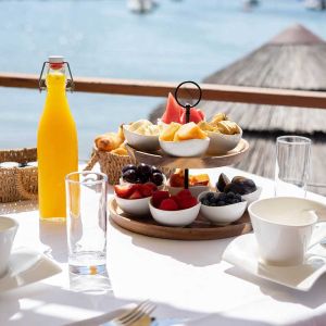 petit déjeuner avec vue sur la mer